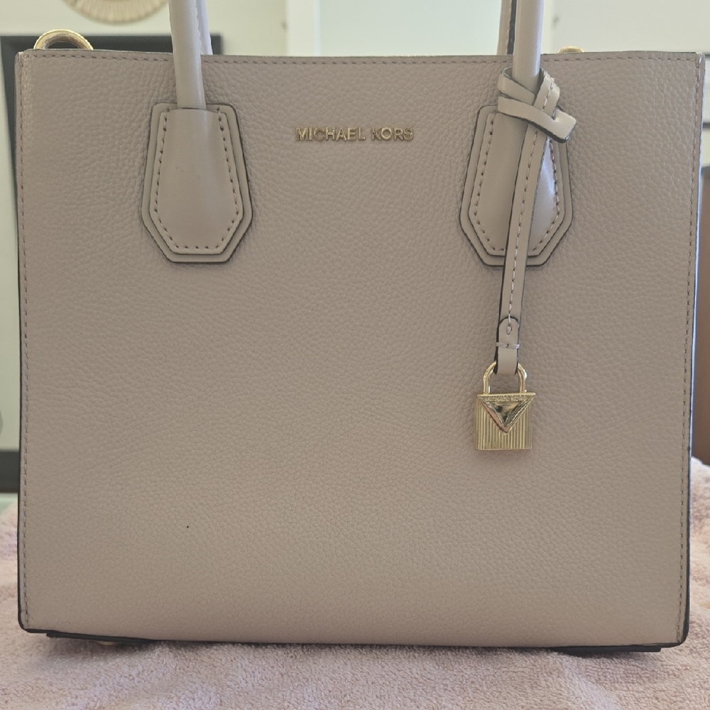 Michael Kors Cream Satchel Structured Leather Minimalist Design
